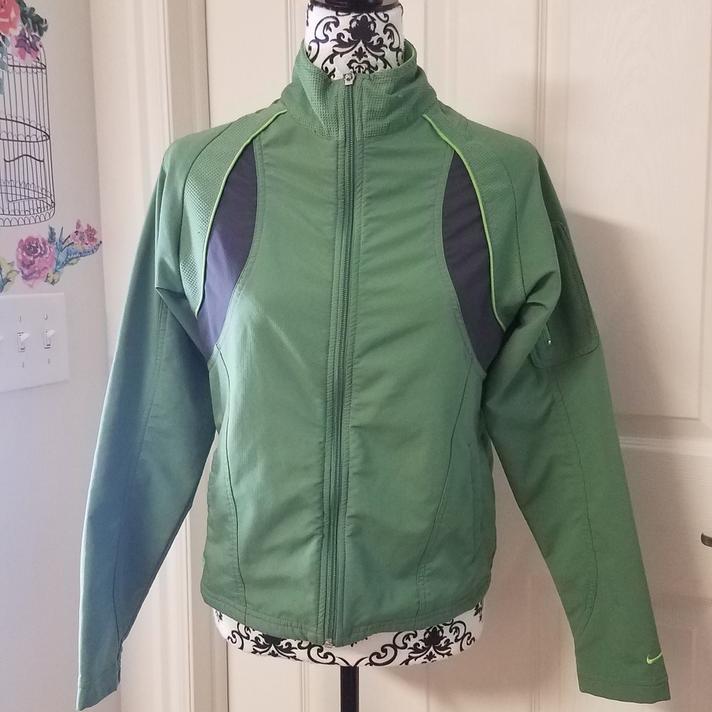 NikeFITDRY Long Sleeve Zip Up Track Jacket M(8-10)